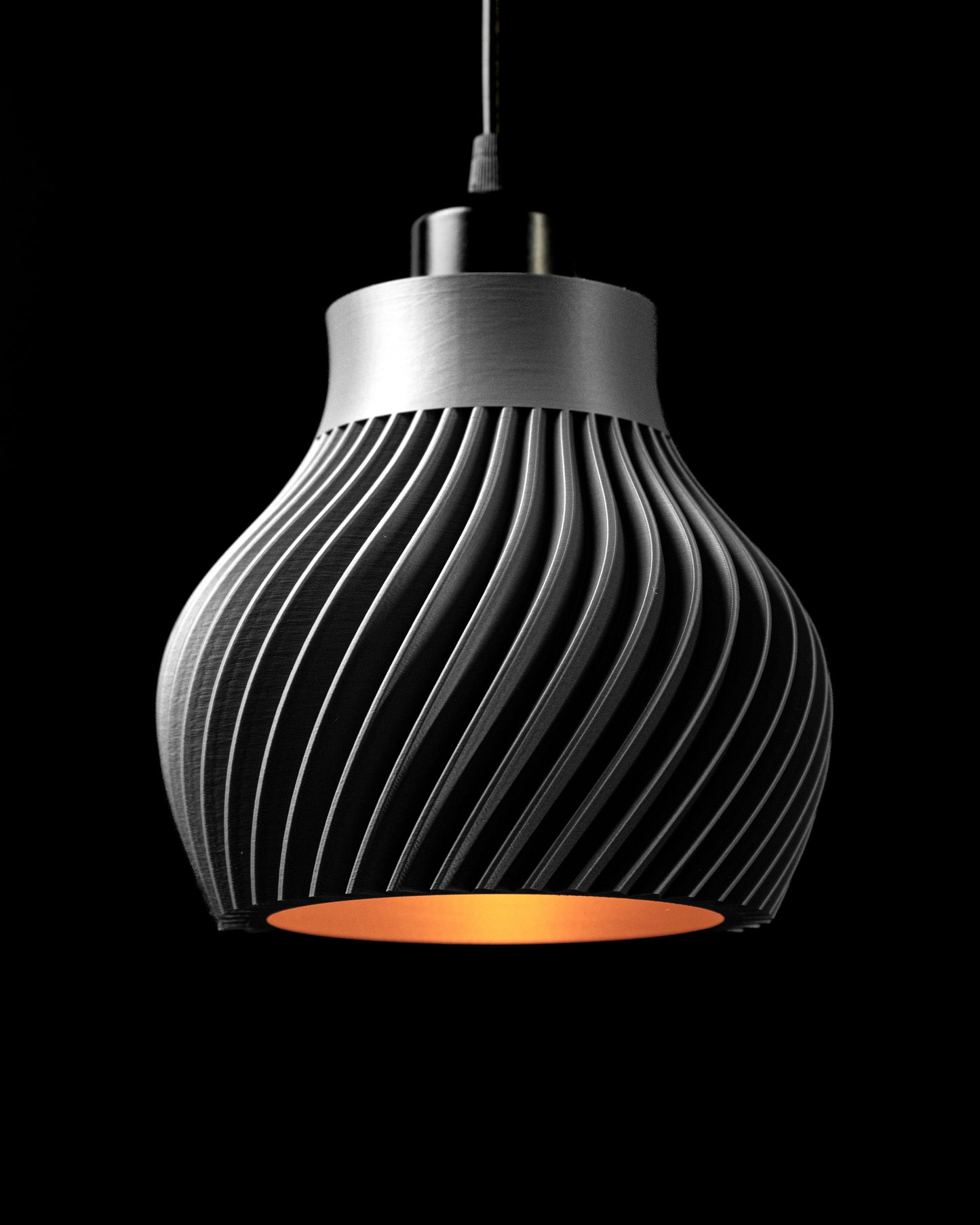 RIDGED PENDANT LAMP