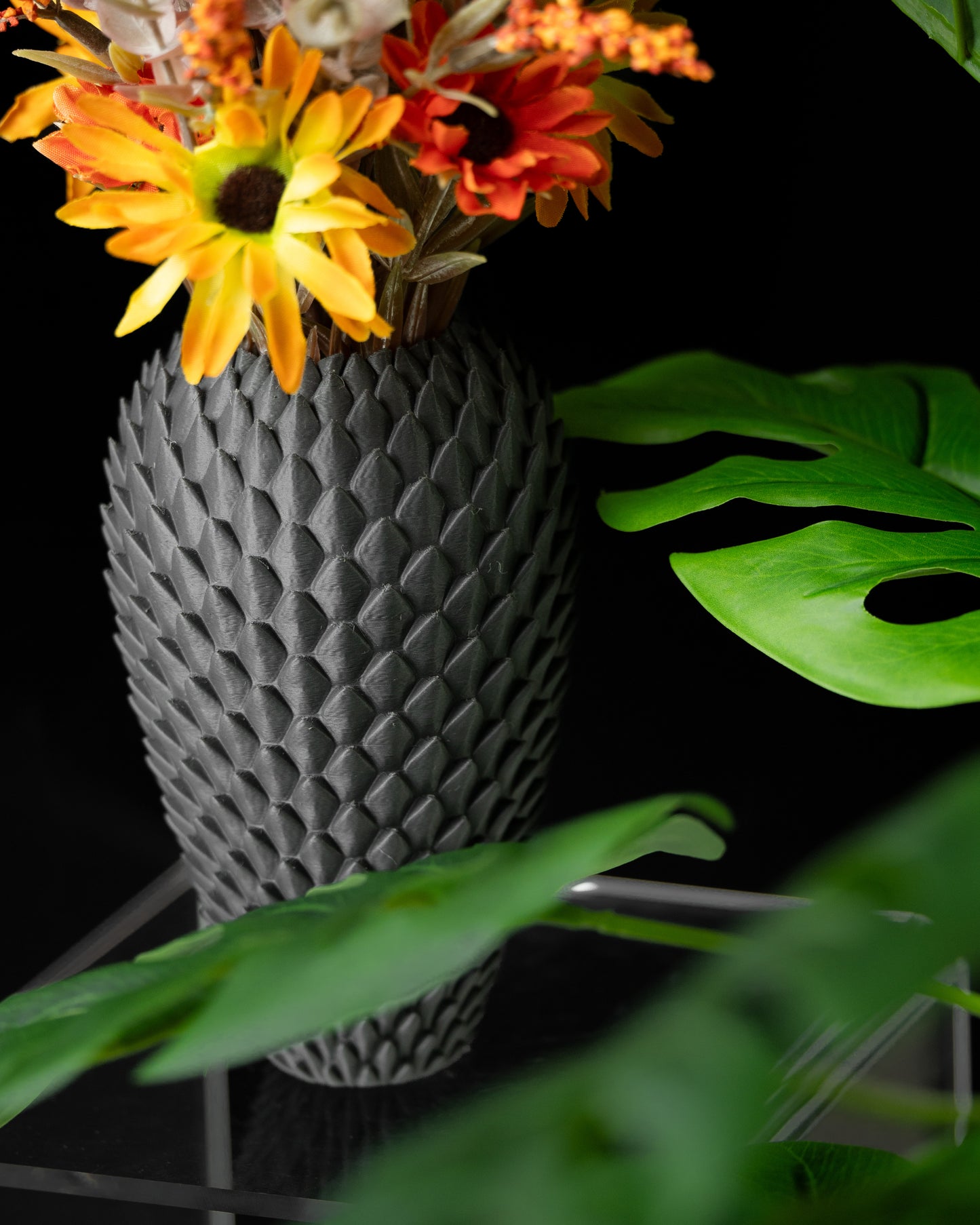 DRAGONSCALE FLOWER VASE